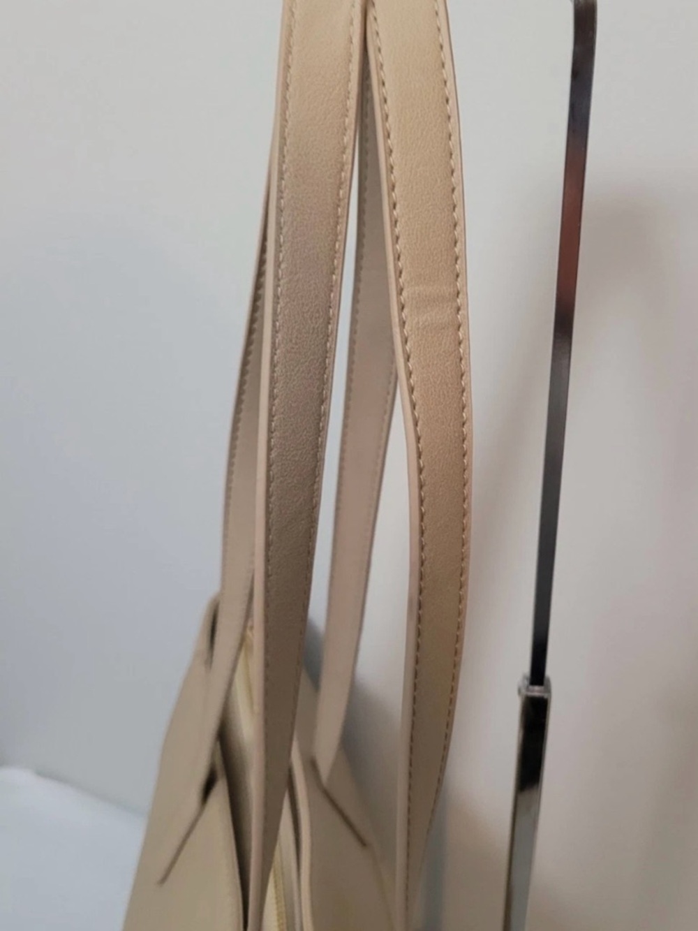 Grateful Taupe Tote Bag Faux Leather Front Zip Pocket Large - Picture 7 of 16